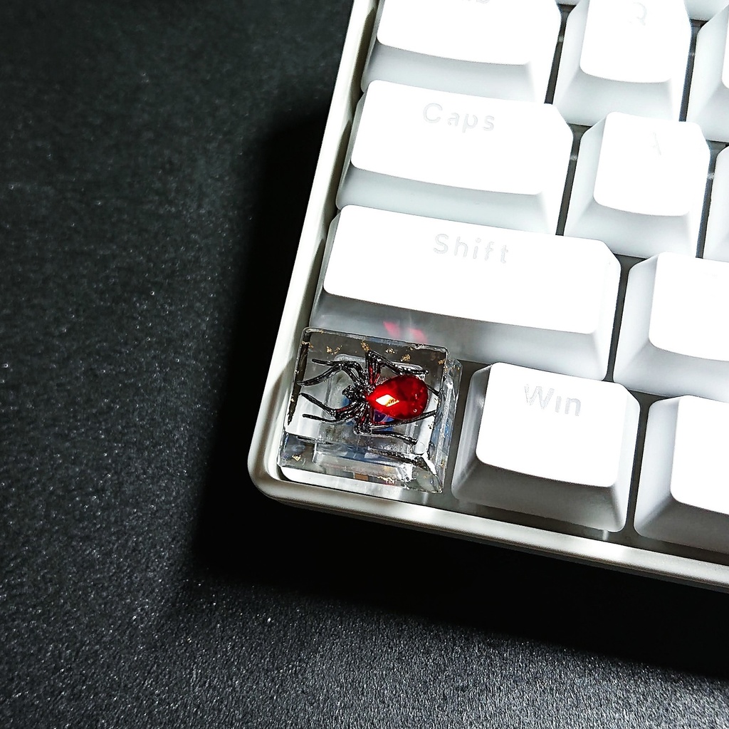 レッドスパイダーキーキャップ(1.25u)