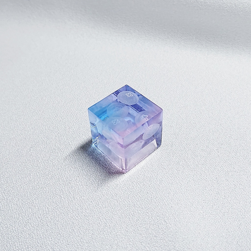 紫陽花カラーの海月水槽キーキャップ