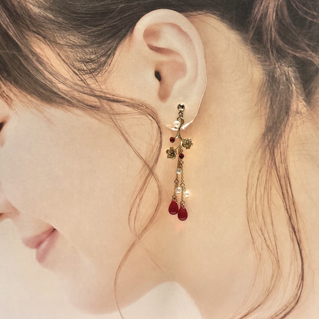 梅の花 イヤーアクセサリー