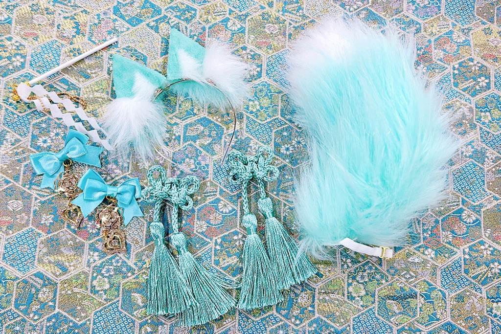 展示「巫女ちゃん、その耳は…?SP」by machi服