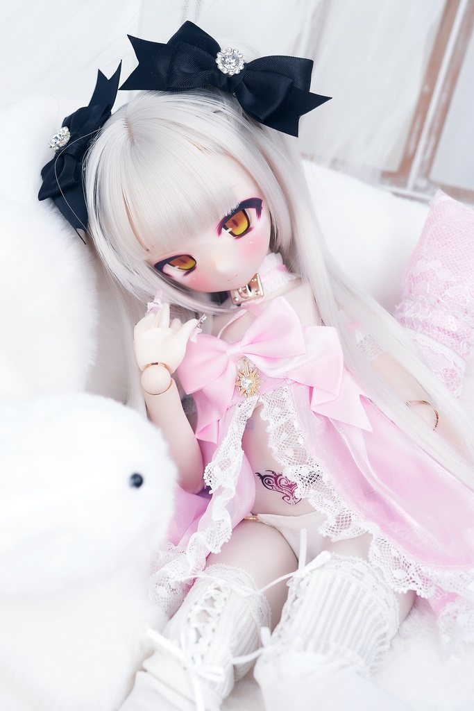 「Sweet Dream」by Machi服