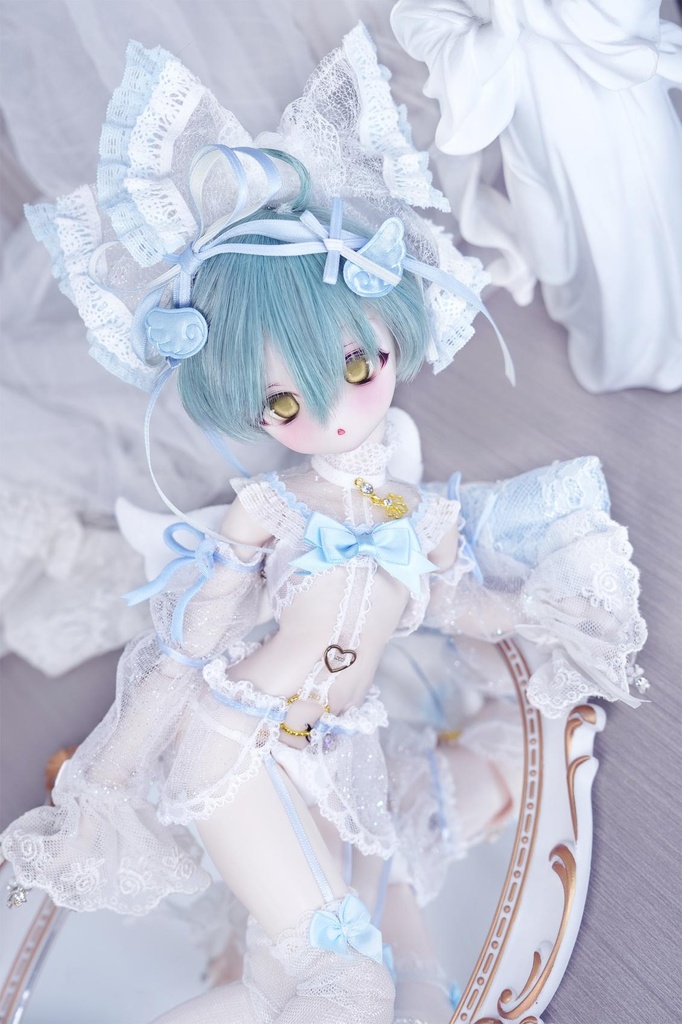 「ガーターベルトの妖精」 by Machi服