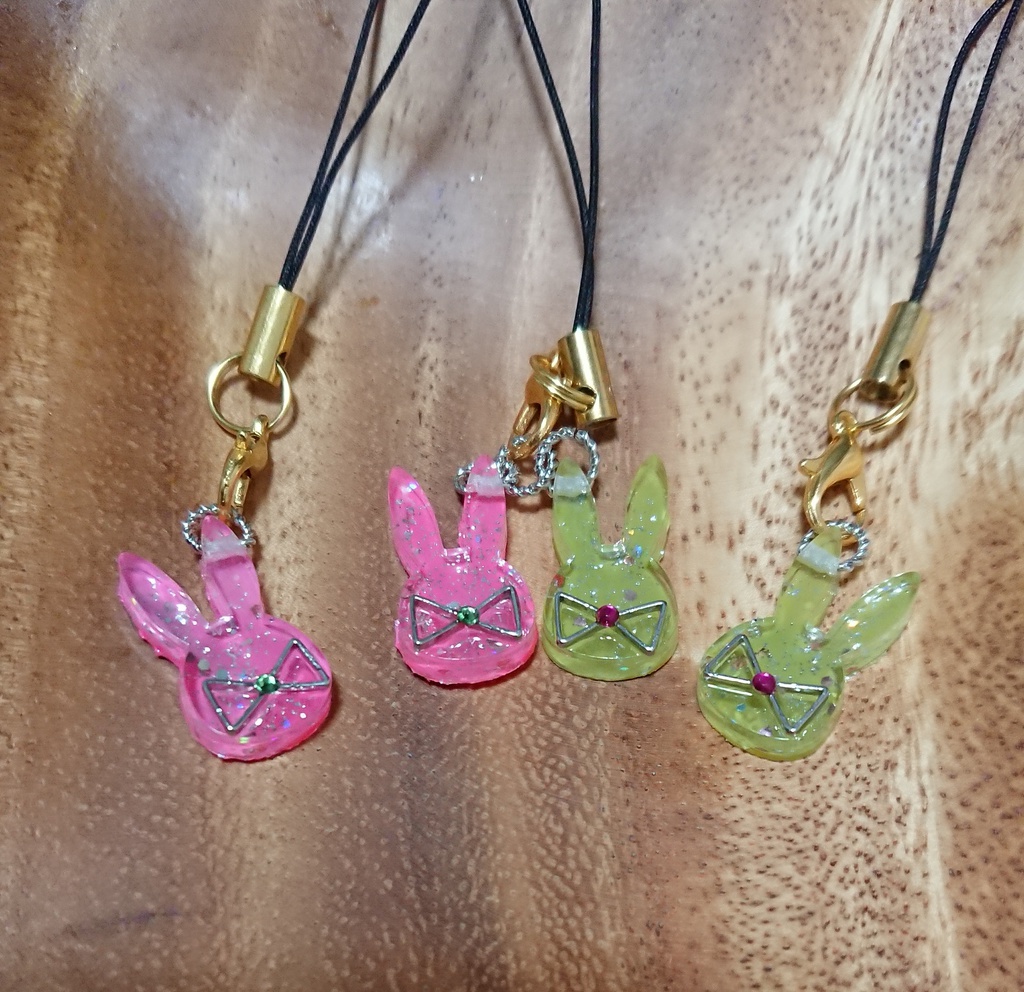 うさみみストラップ