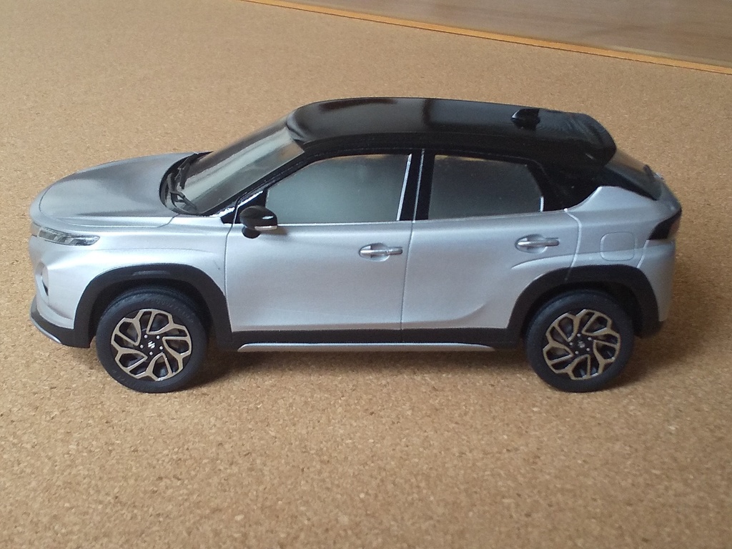 1/24スズキフロンクス 3Dプリンター出力未塗装モデル