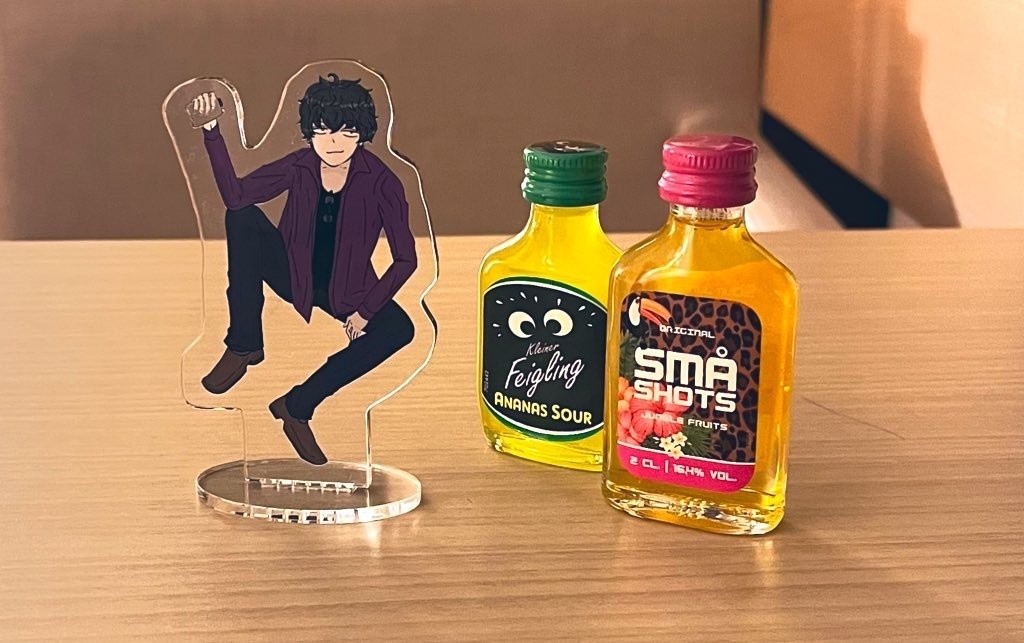 「一緒に飲もうぜ」アクリルスタンド