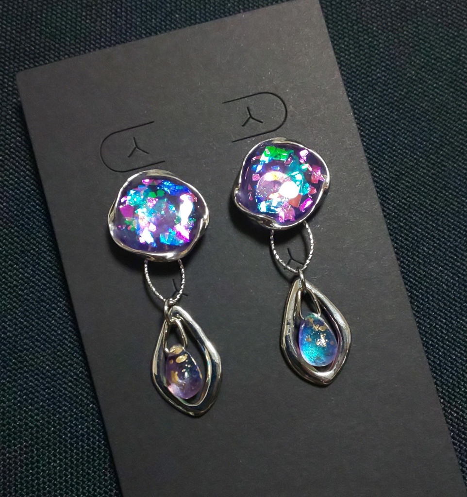 ウラオモテTEACHER イヤリング/ピアス