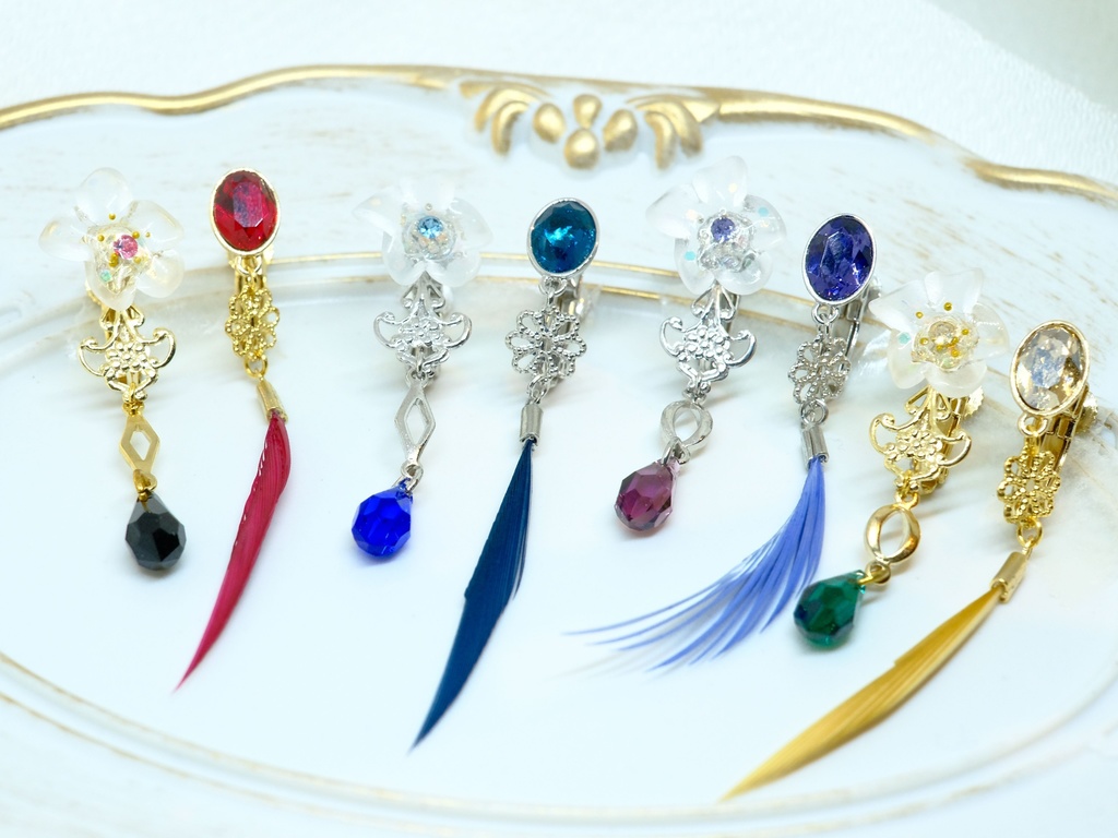｢ニヒルの祝祭｣ イヤリング/ピアス
