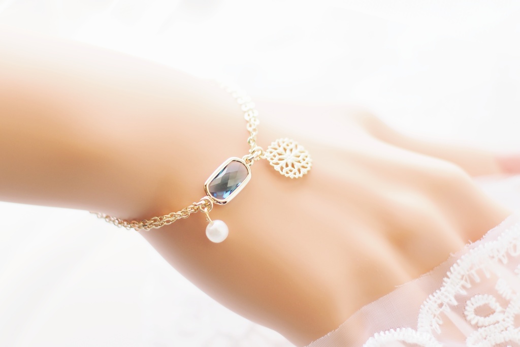 花色のブレスレット