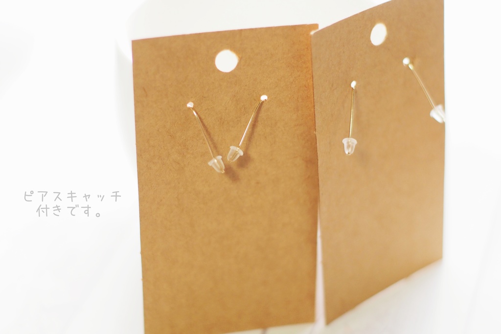 桜色硝子のピアス