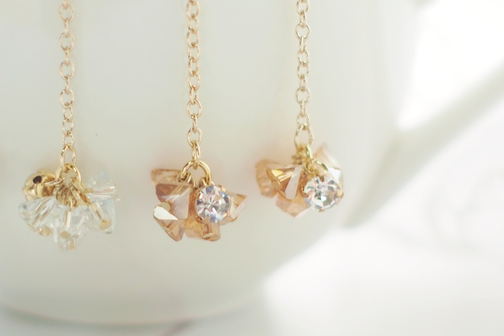 硝子と一粒ビジューのピアス