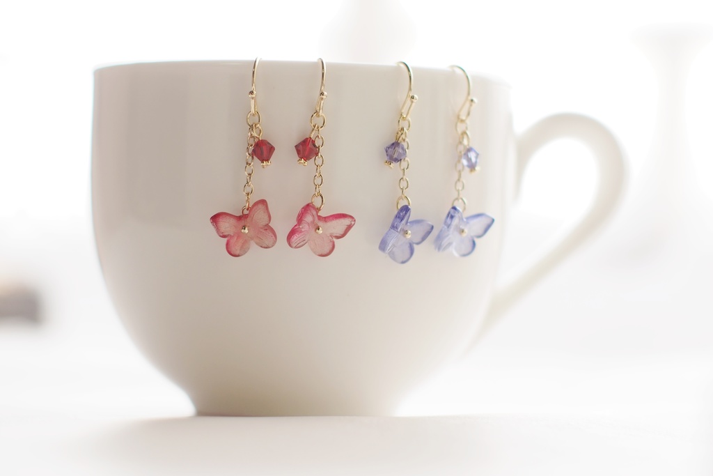 蝶々の耳飾り