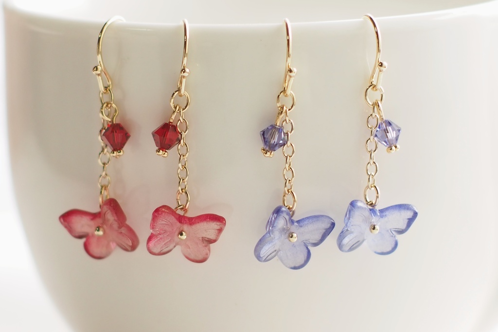 蝶々の耳飾り