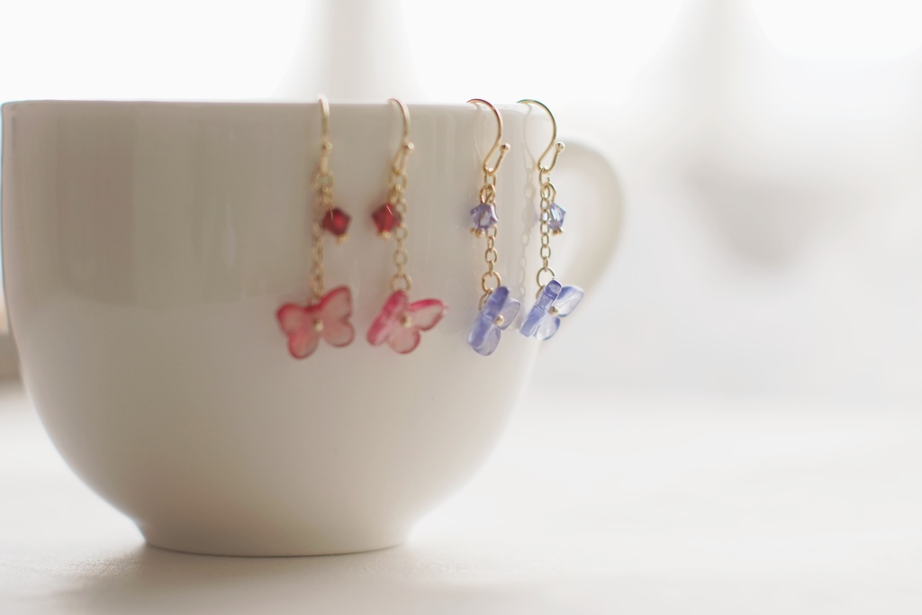 蝶々の耳飾り