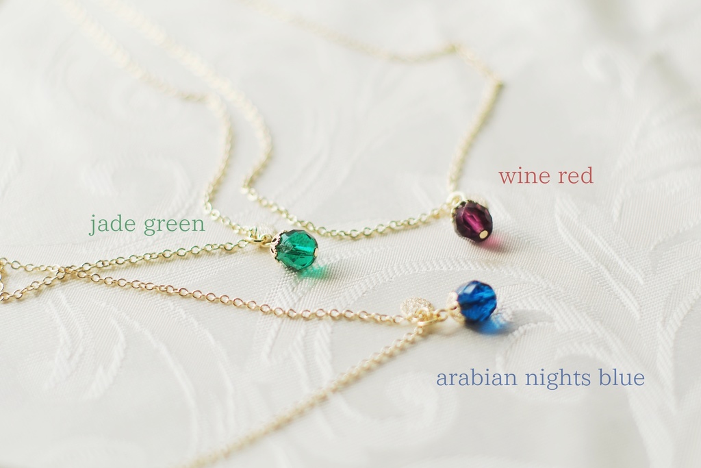 オリエンタルガラスのネックレス