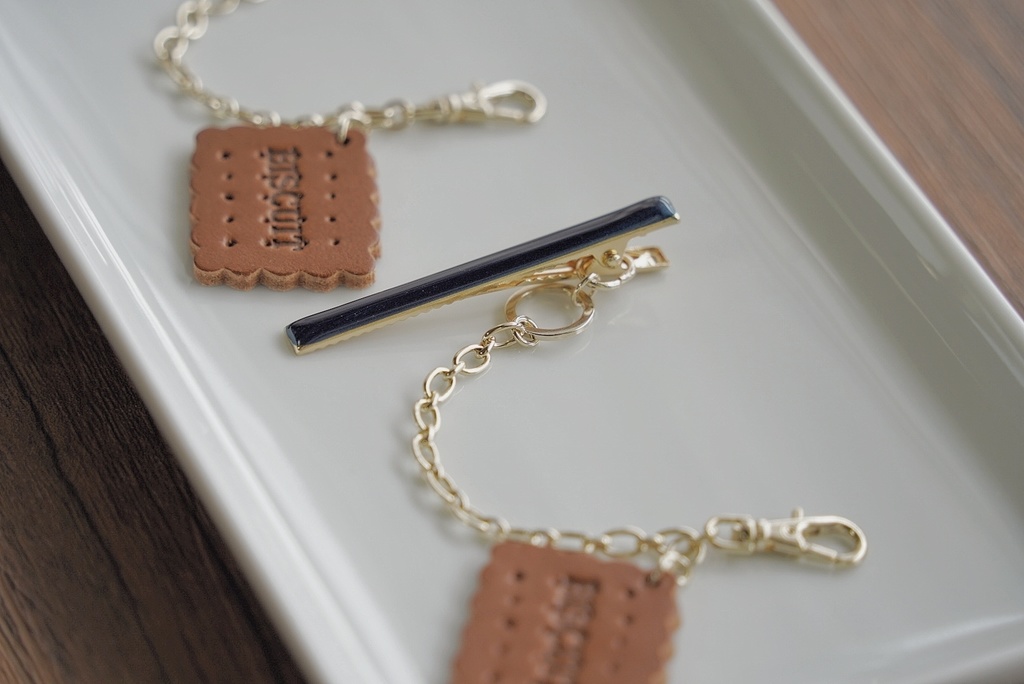 ビスケットのバッククリップ