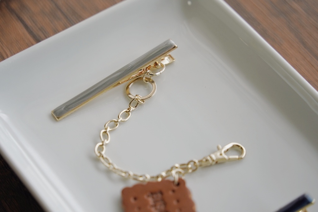 ビスケットのバッククリップ