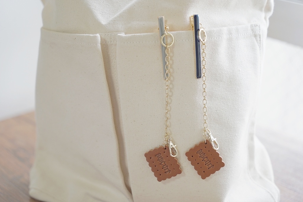 ビスケットのバッククリップ