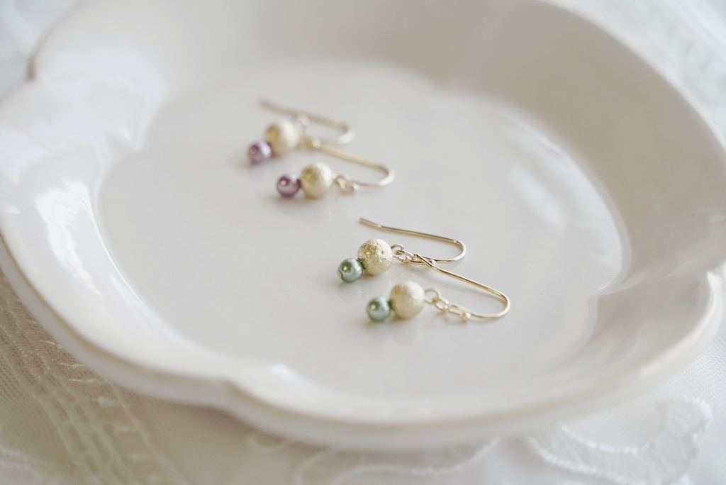 秋色パールのピアス(short)