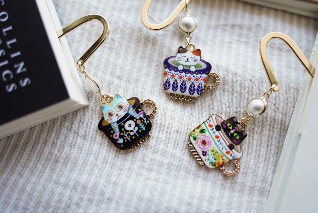 猫さん達のお茶会ブックマーカー