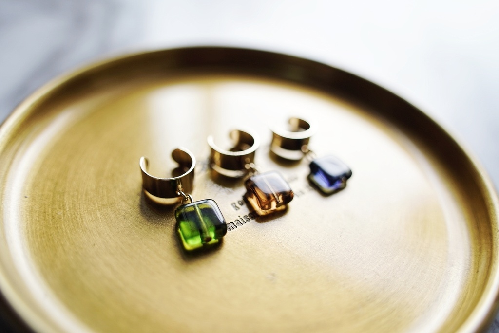 真四角ガラスのイヤーカフ【1個売り】