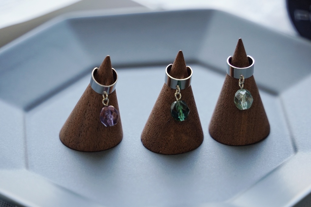 色ガラスのイヤーカフ【1個売り】