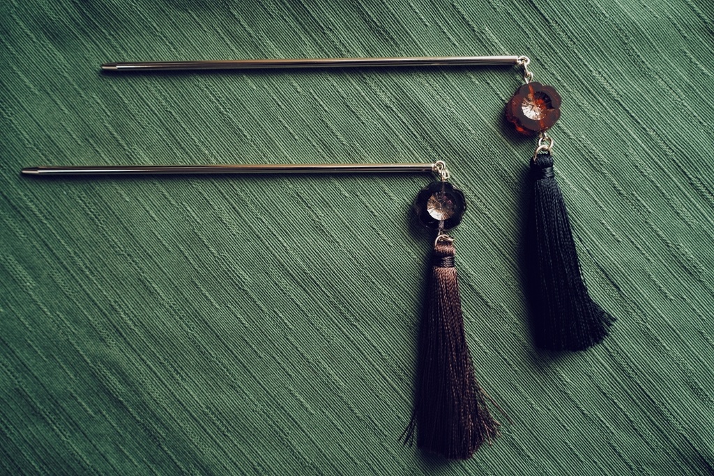 早春梅の髪飾り