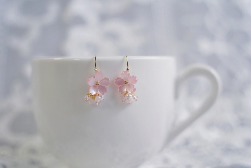 桜の耳飾り