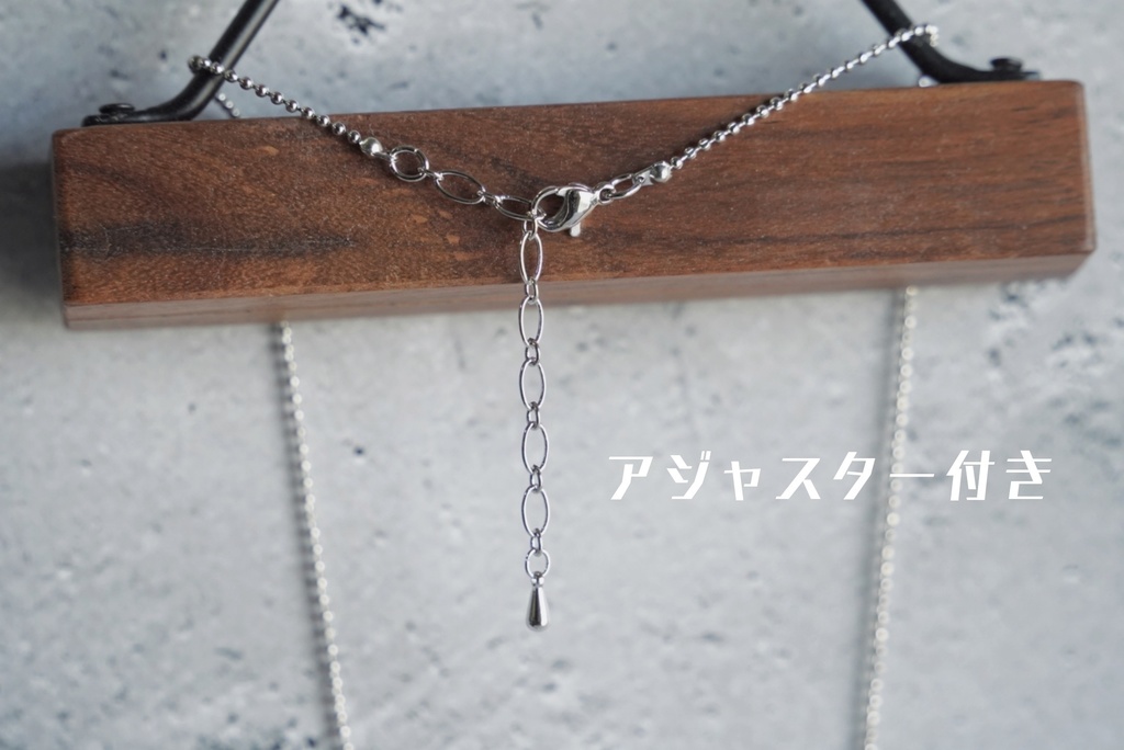 ヴィンテージメダイのネックレス