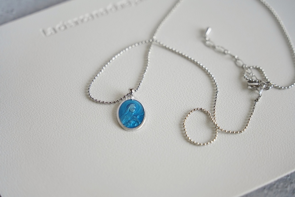 ヴィンテージメダイのネックレス