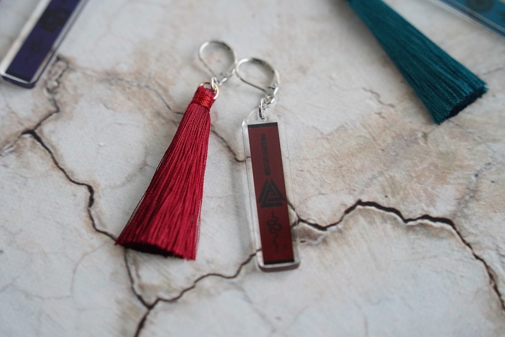 キュウキュウニョリツリョウの耳飾り