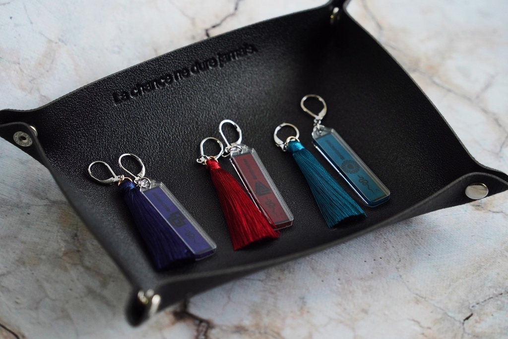 キュウキュウニョリツリョウの耳飾り