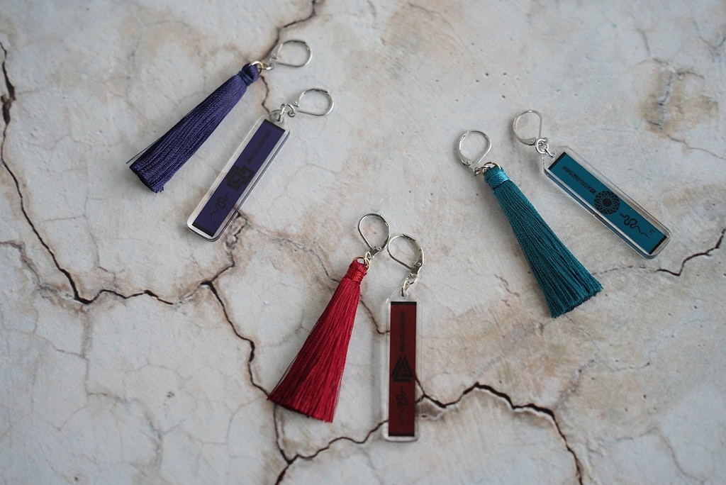 キュウキュウニョリツリョウの耳飾り