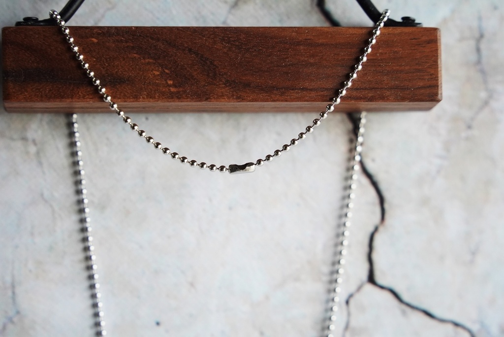 キュウキュウニョリツリョウの首飾り