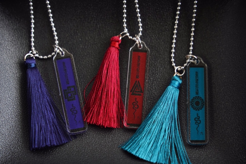 キュウキュウニョリツリョウの首飾り