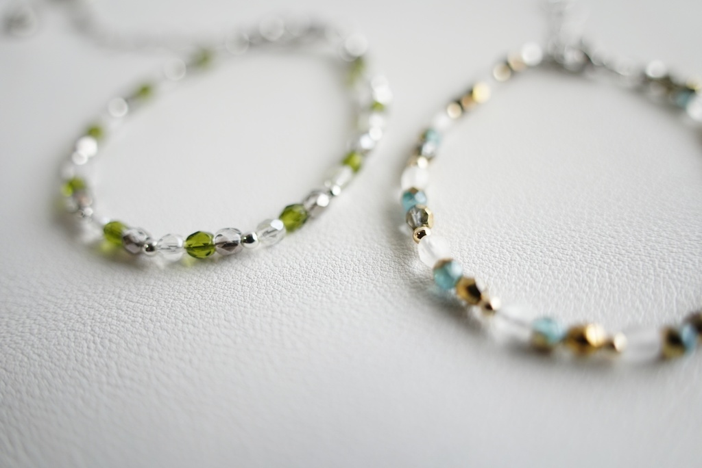 チェコビーズのブレスレット