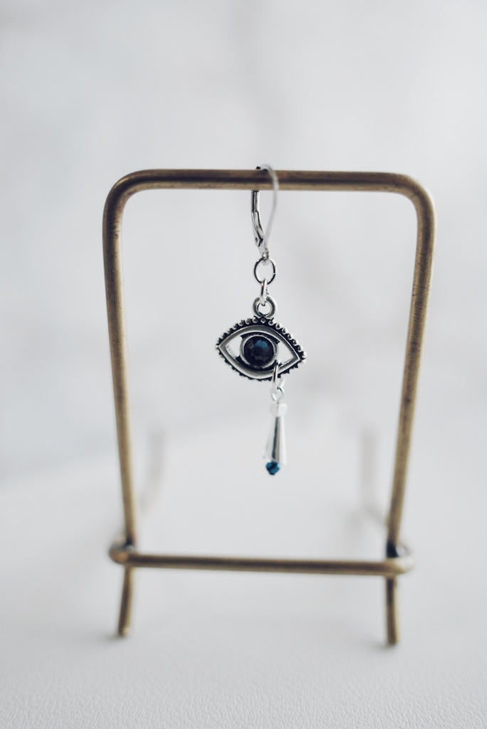 落涙の耳飾り【一個売り】