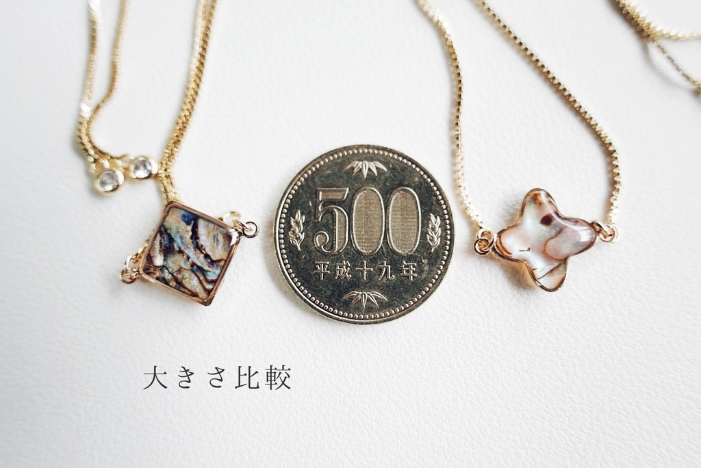 淡水シェルチャームのブレスレット