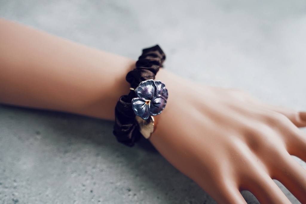 パンジーの髪飾り