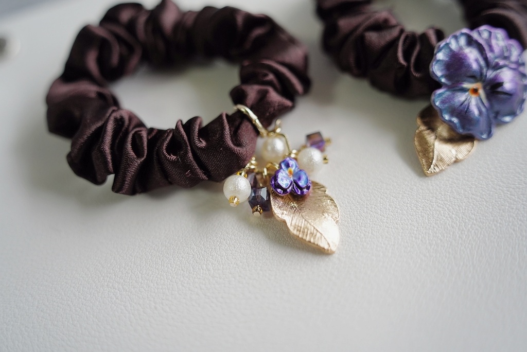 パンジーの髪飾り