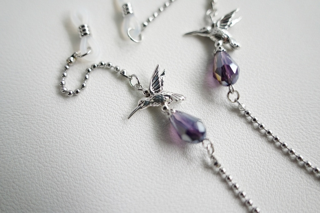 蜂鳥の眼鏡チェーン