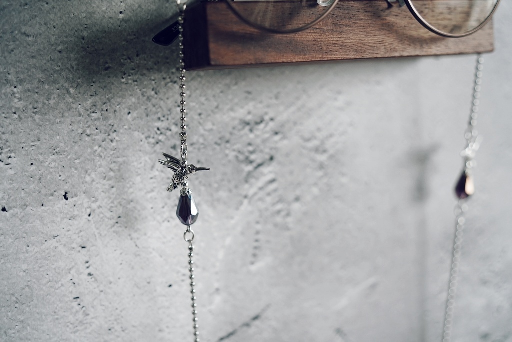 蜂鳥の眼鏡チェーン