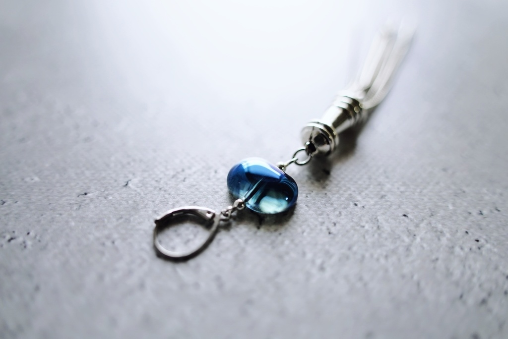 深海ヲ漂ウモノ 耳飾り【一個売り】