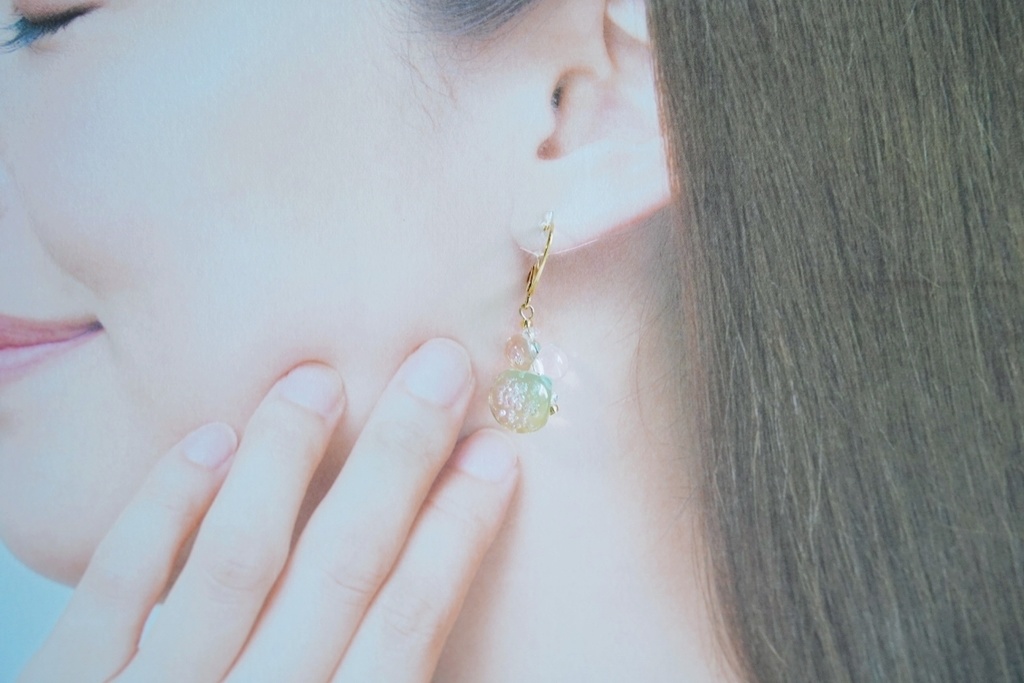 泡玉の耳飾り