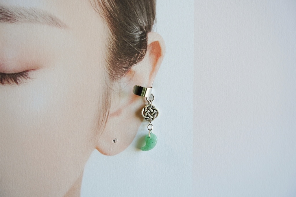 綾と勾玉のイヤーカフ【1個売り】