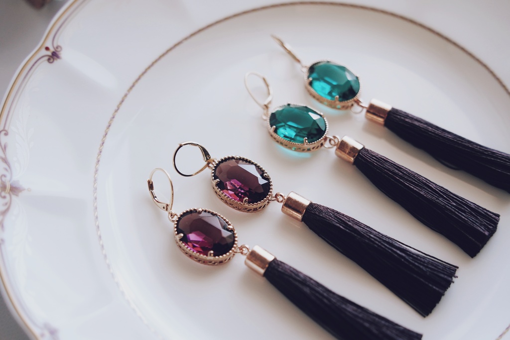 煌めくジュエルの耳飾り