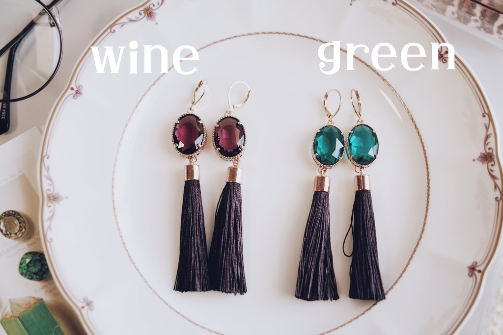 煌めくジュエルの耳飾り