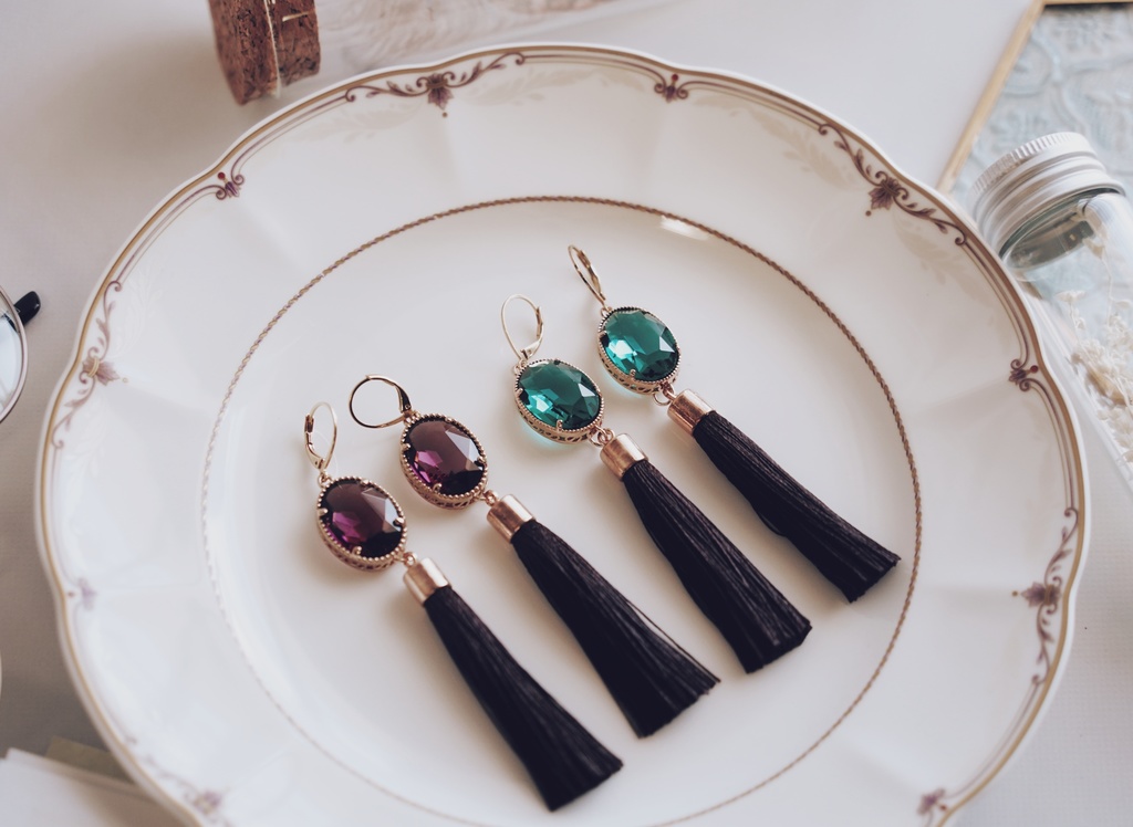 煌めくジュエルの耳飾り