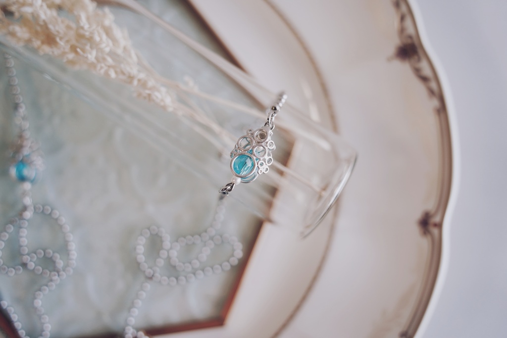 精霊石の眼鏡チェーン