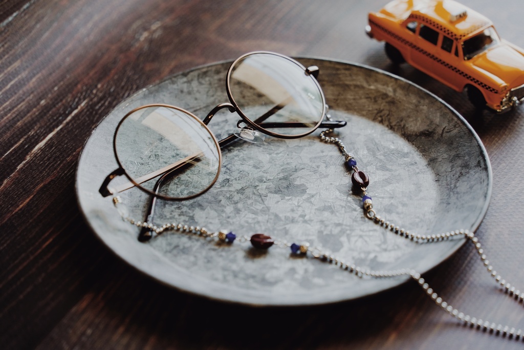 珈琲豆の眼鏡チェーン