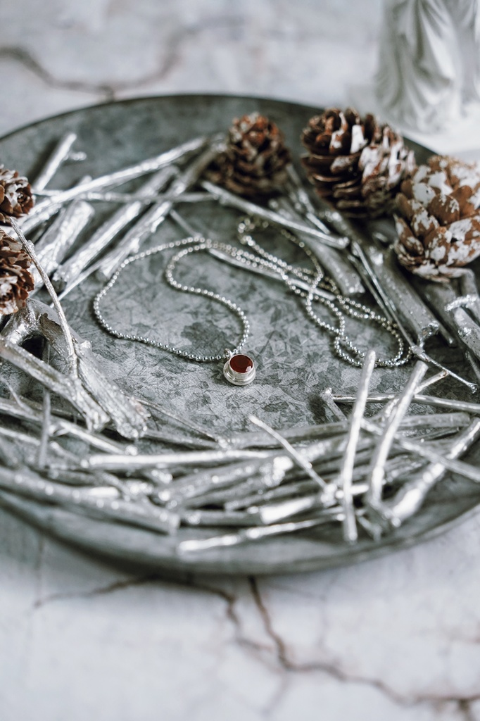 カーネリアンのネックレス